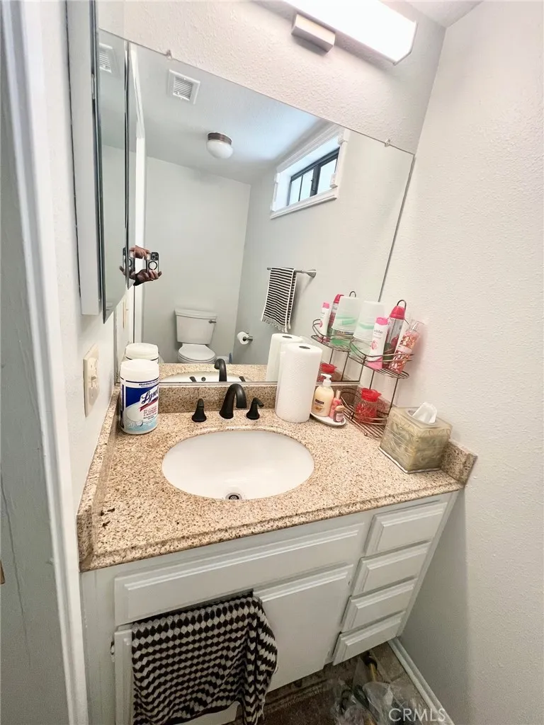 2717 Chadwick Circle, Los Angeles, California 90032 home-pic-18